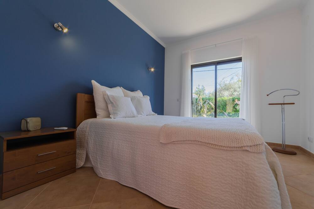 Photo of Bedroom in Sao Bartolomeu de Messines