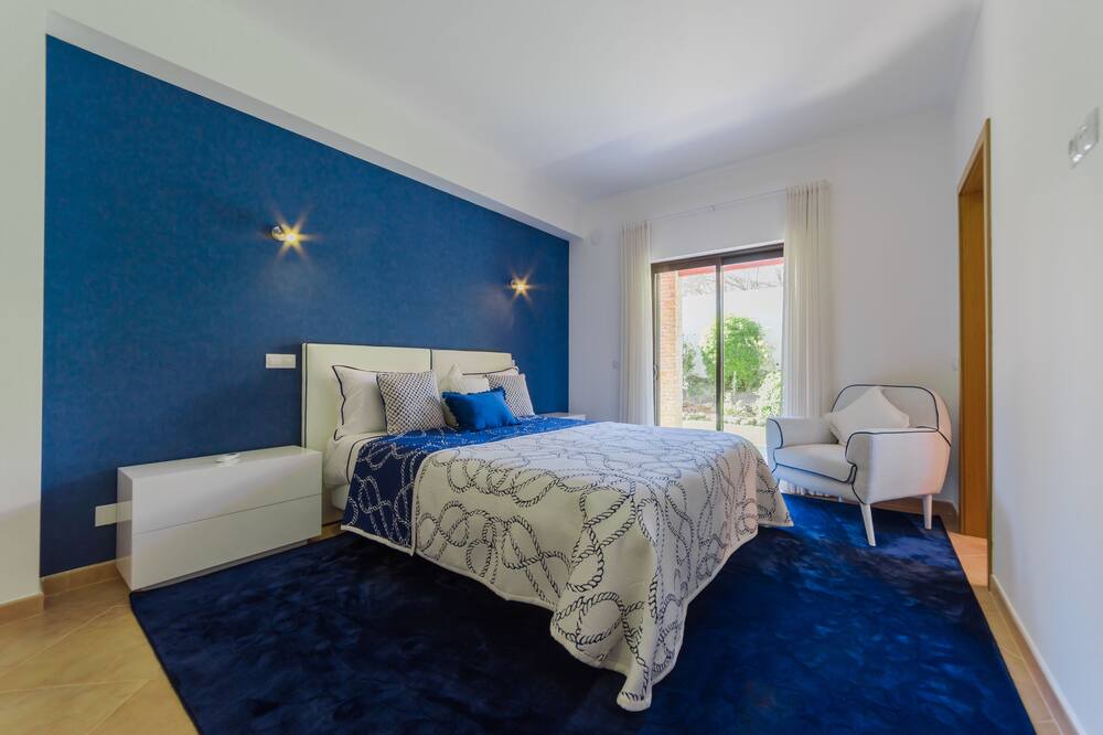 Photo of Bedroom in Sao Bartolomeu de Messines