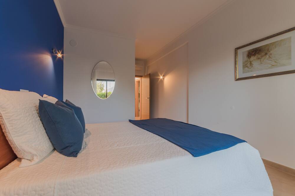 Photo of Bedroom in Sao Bartolomeu de Messines