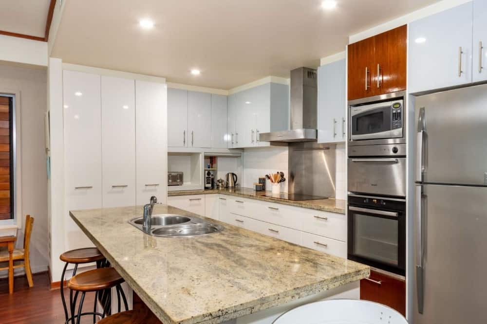Photo of Kitchen in Sandstone Point