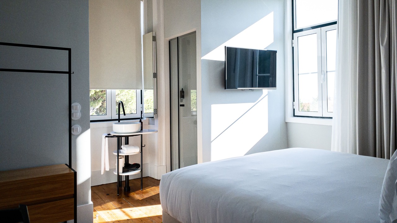 Photo of Bedroom in Estoril