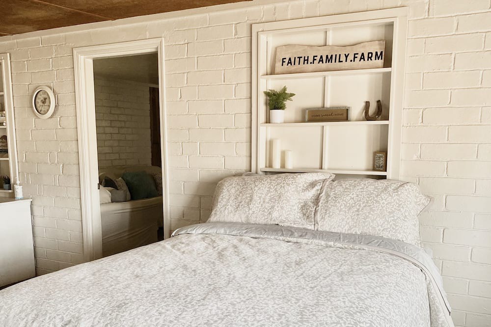 Photo of Bedroom in Lindsay