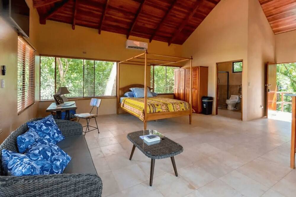 Photo of Bedroom in Uvita
