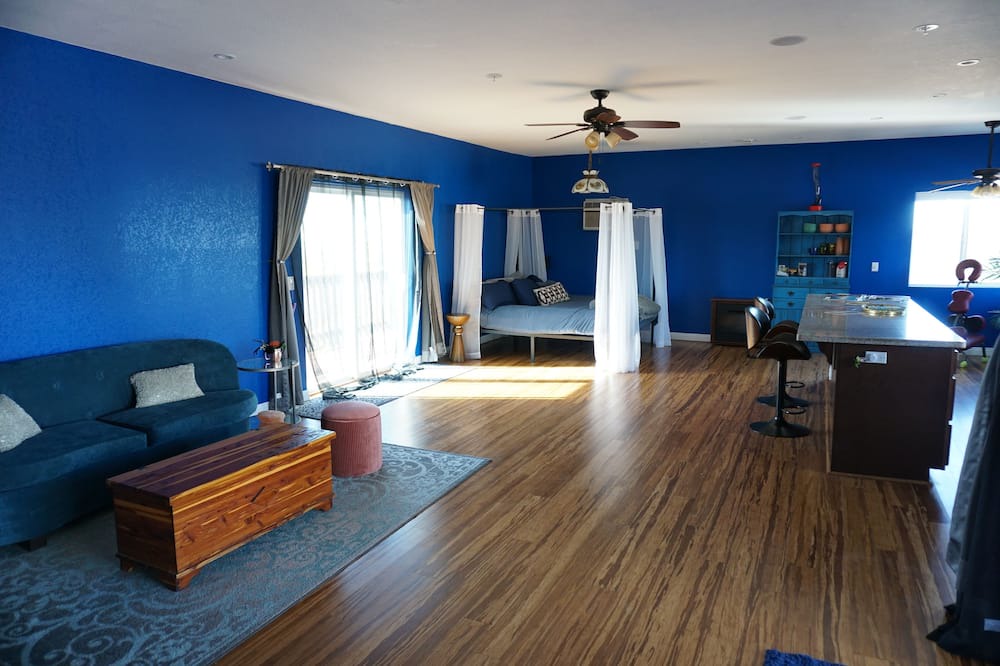 Photo of Livingroom in Ramona