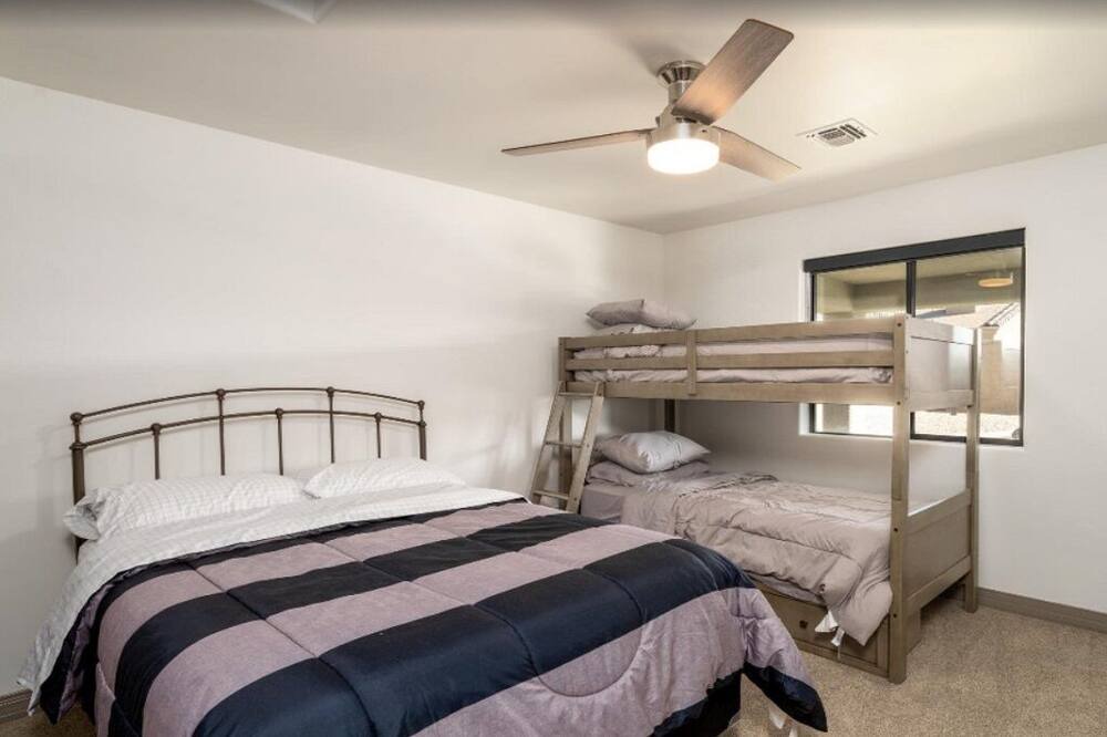Photo of Bedroom in Lake Havasu City
