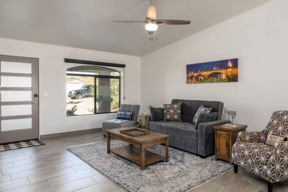 Photo of Livingroom in Lake Havasu City