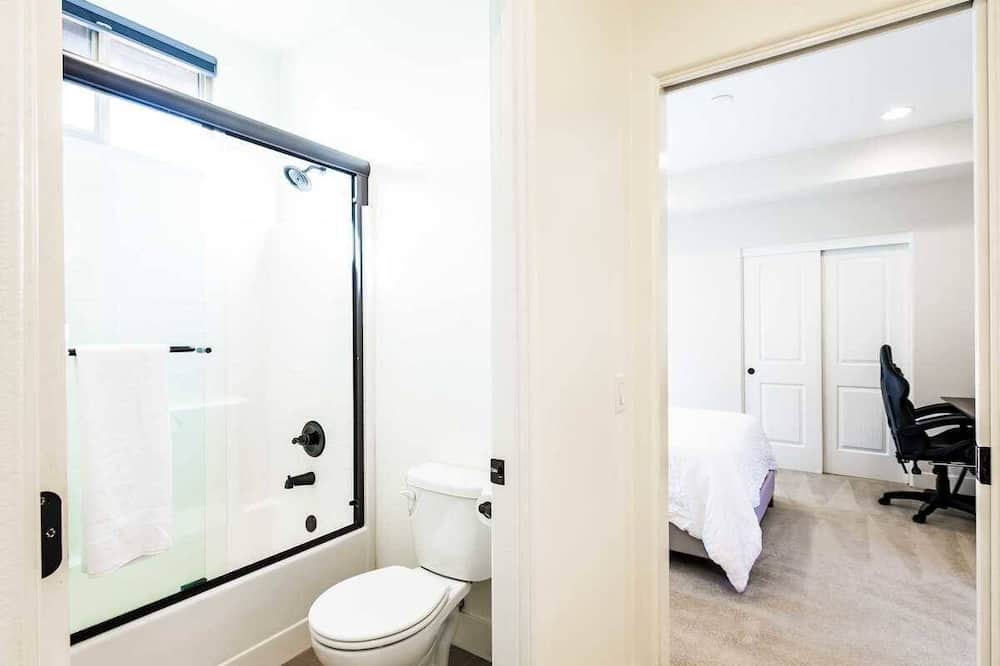Photo of Bedroom in Glendora