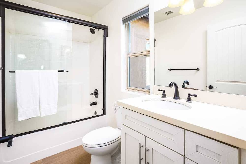 Photo of Bedroom in Glendora