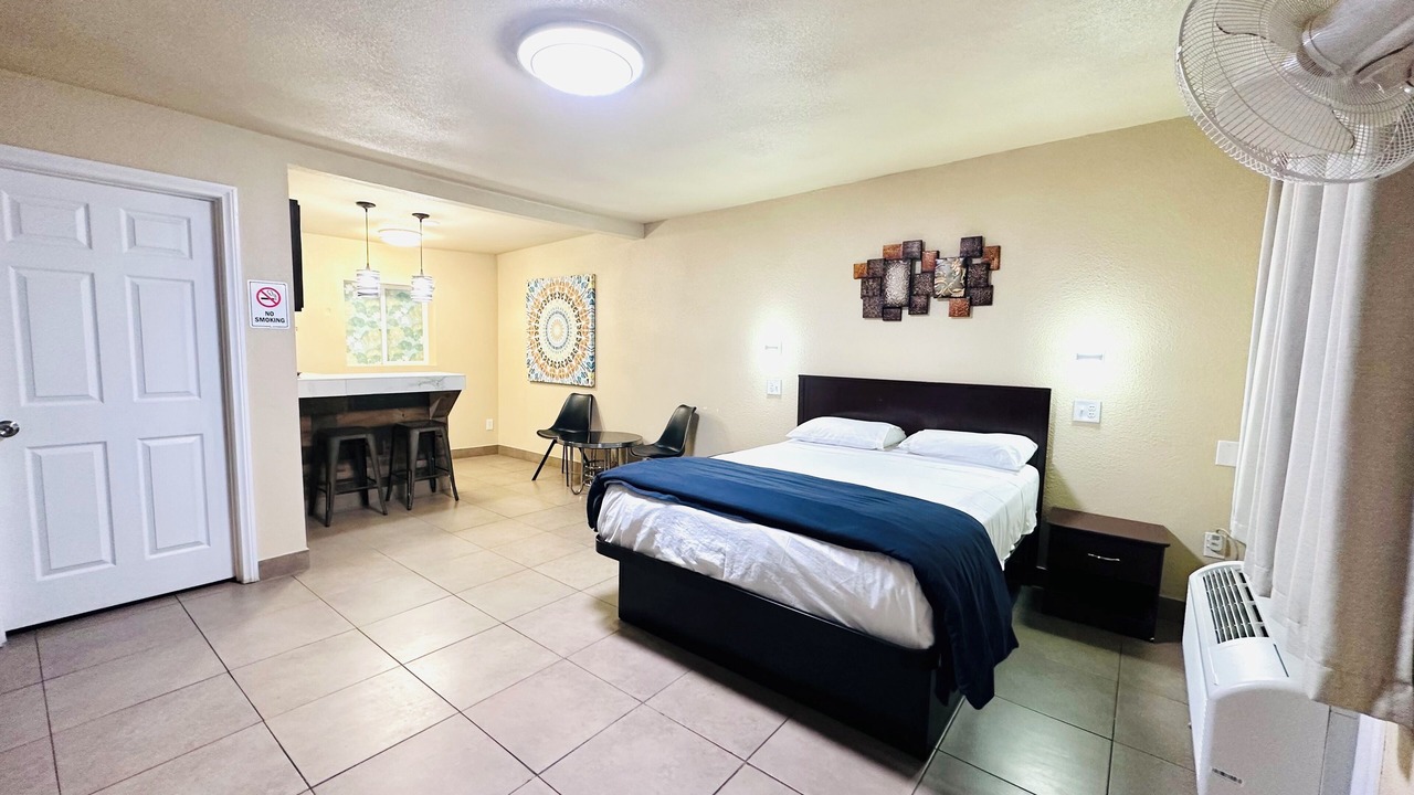 Photo of Bedroom in Sunrise Manor