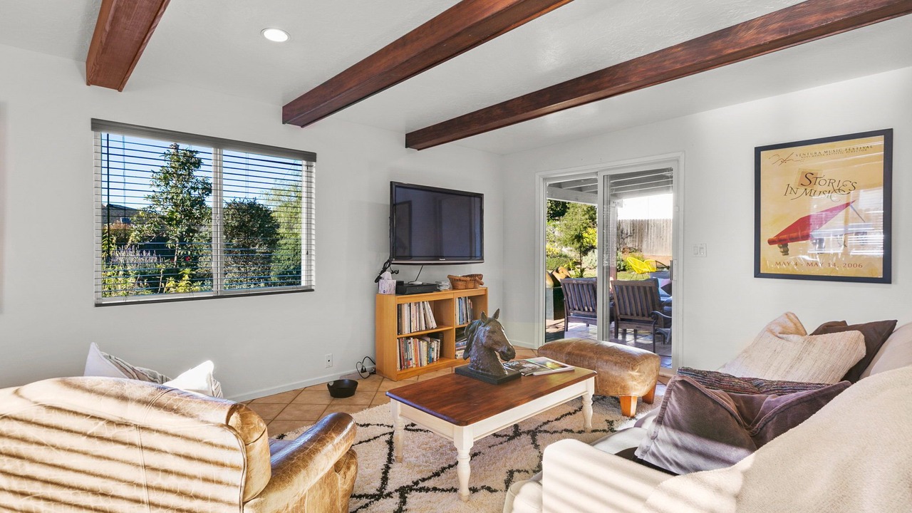 Photo of Livingroom in Mira Monte