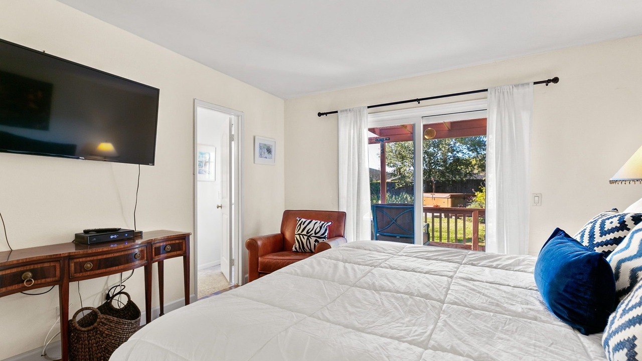 Photo of Bedroom in Mira Monte