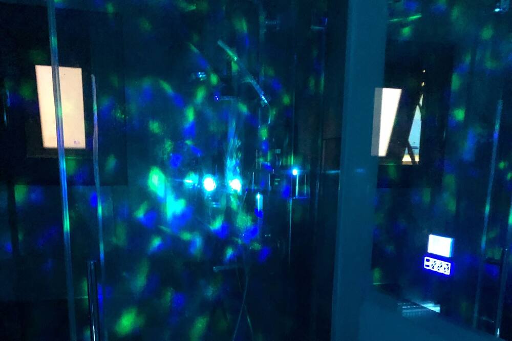 Photo of Bathroom in Gateway District