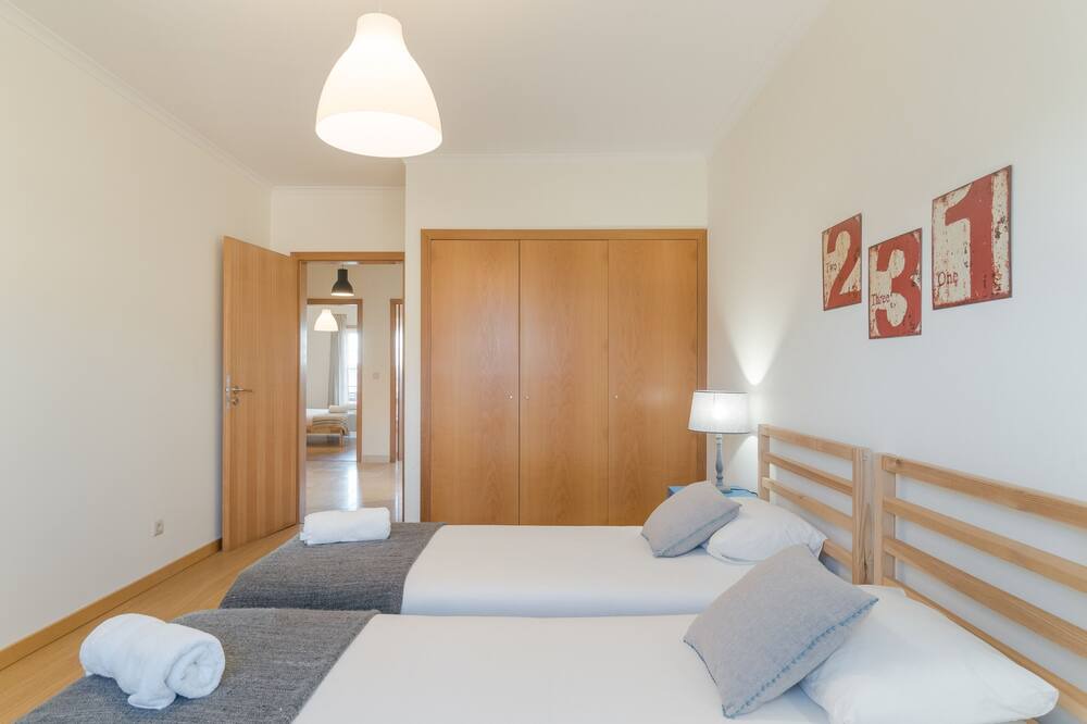 Photo of Bedroom in Azoia