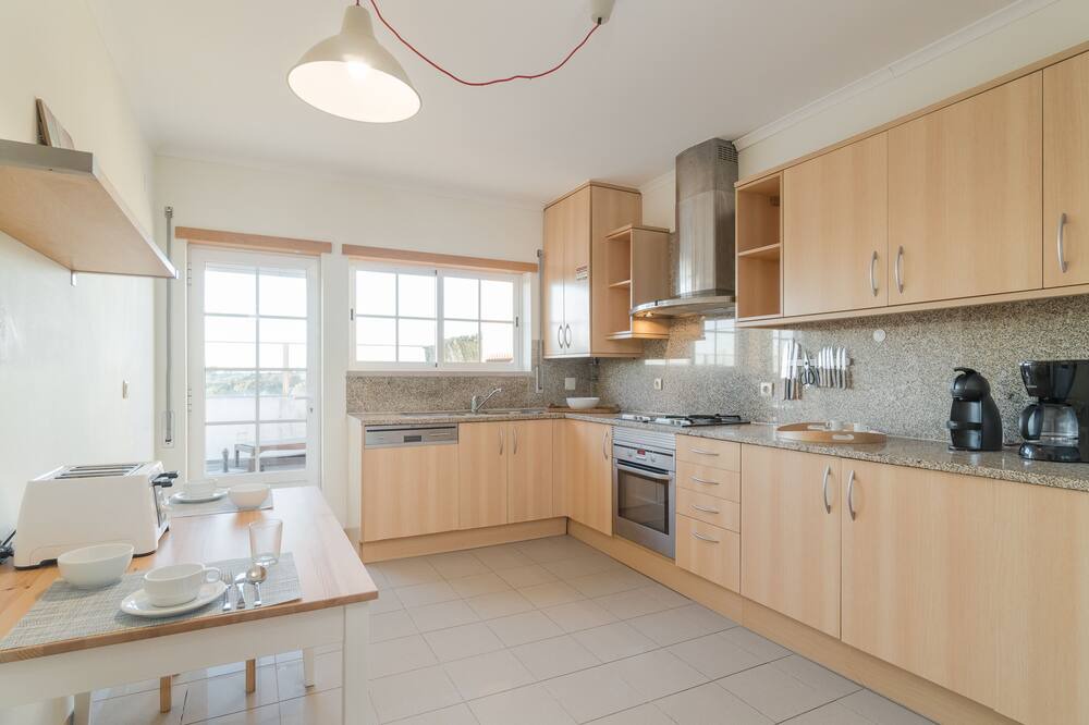 Photo of Kitchen in Azoia