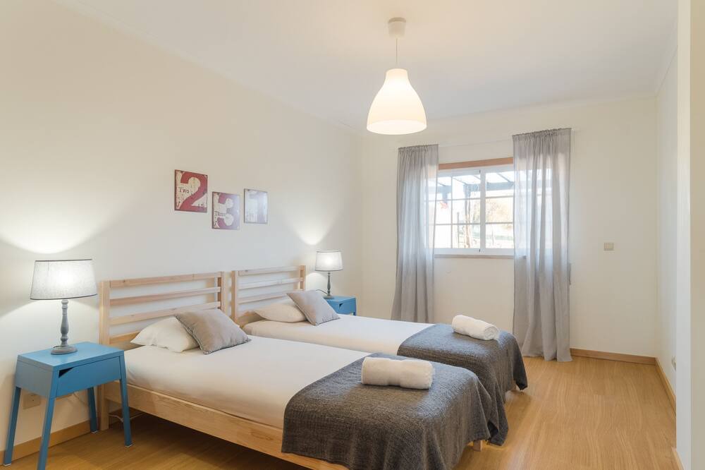 Photo of Bedroom in Azoia