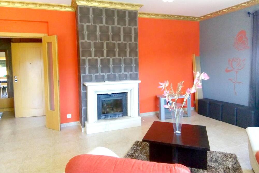 Photo of Livingroom in Ourem
