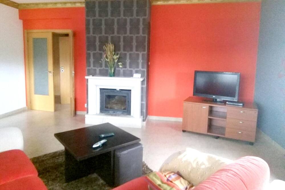 Photo of Livingroom in Ourem