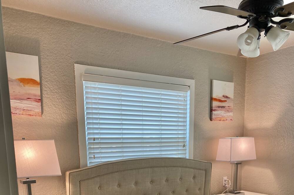 Photo of Bedroom in Tulare