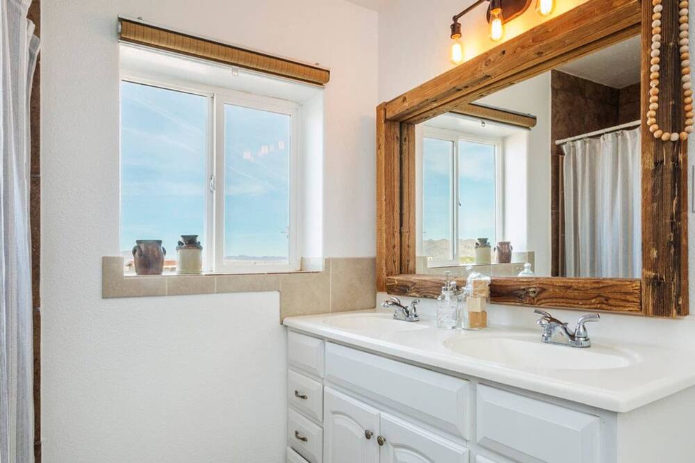 Photo of Bathroom in Landers