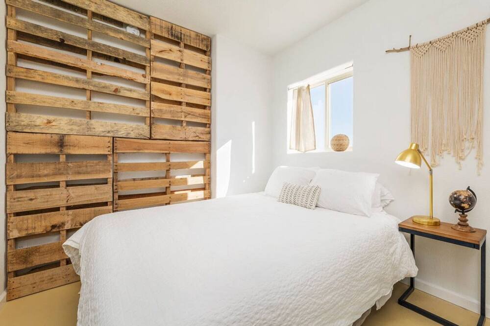 Photo of Bedroom in Landers