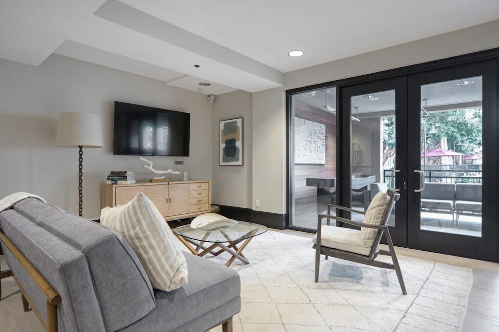 Photo of Livingroom in Morse Park