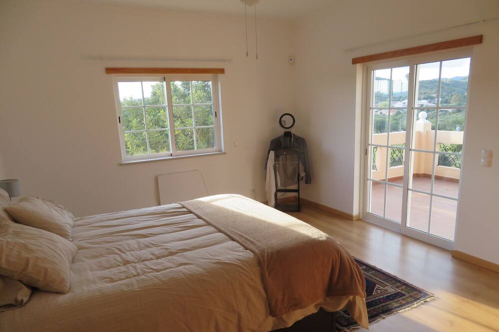 Photo of Bedroom in Santa Catarina da Fonte do Bispo