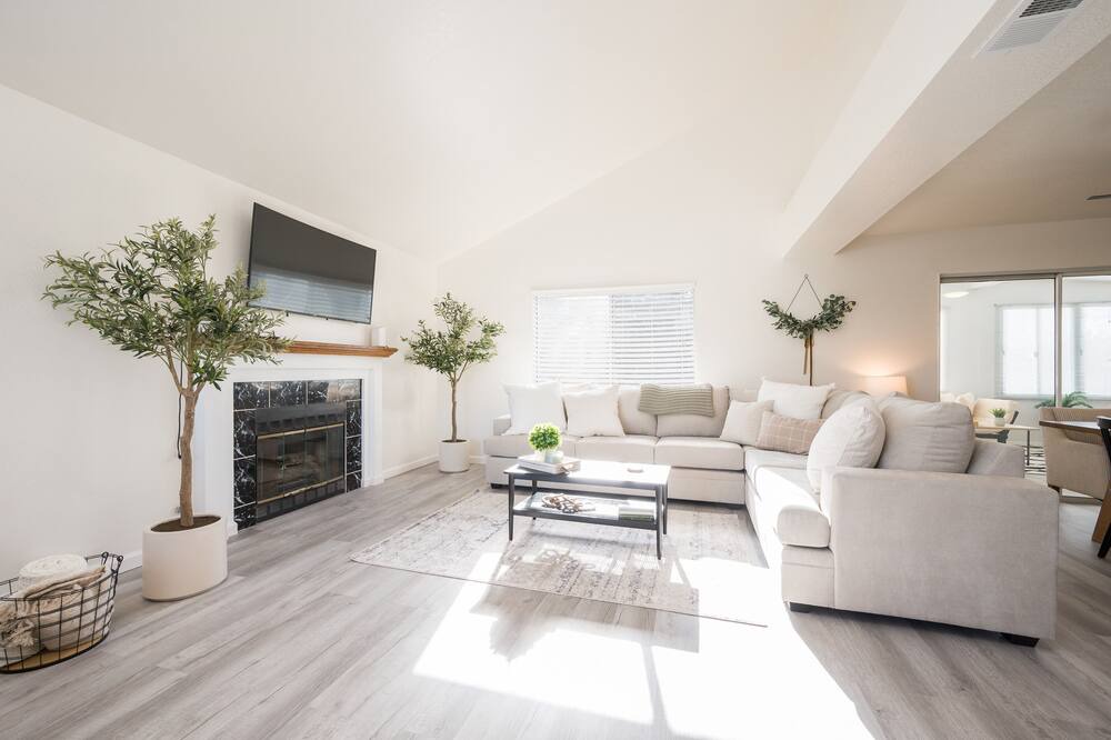 Photo of Livingroom in Santa Maria