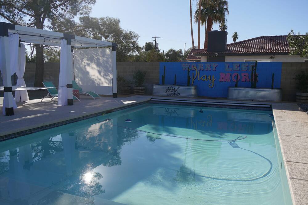 Photo of Outdoor in Rancho Oakey