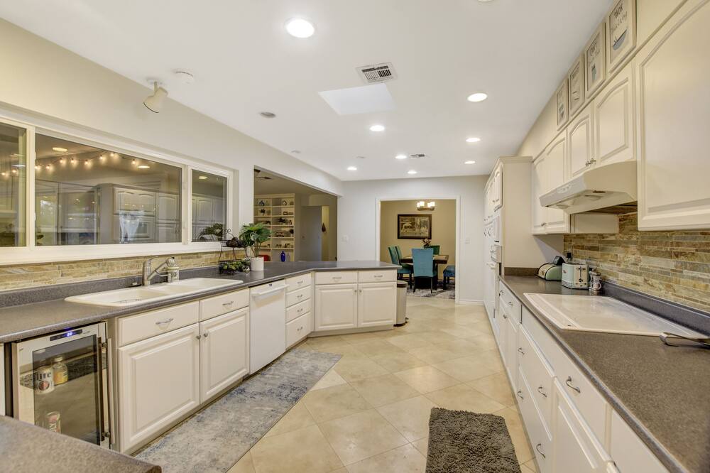 Photo of Kitchen in Rancho Oakey