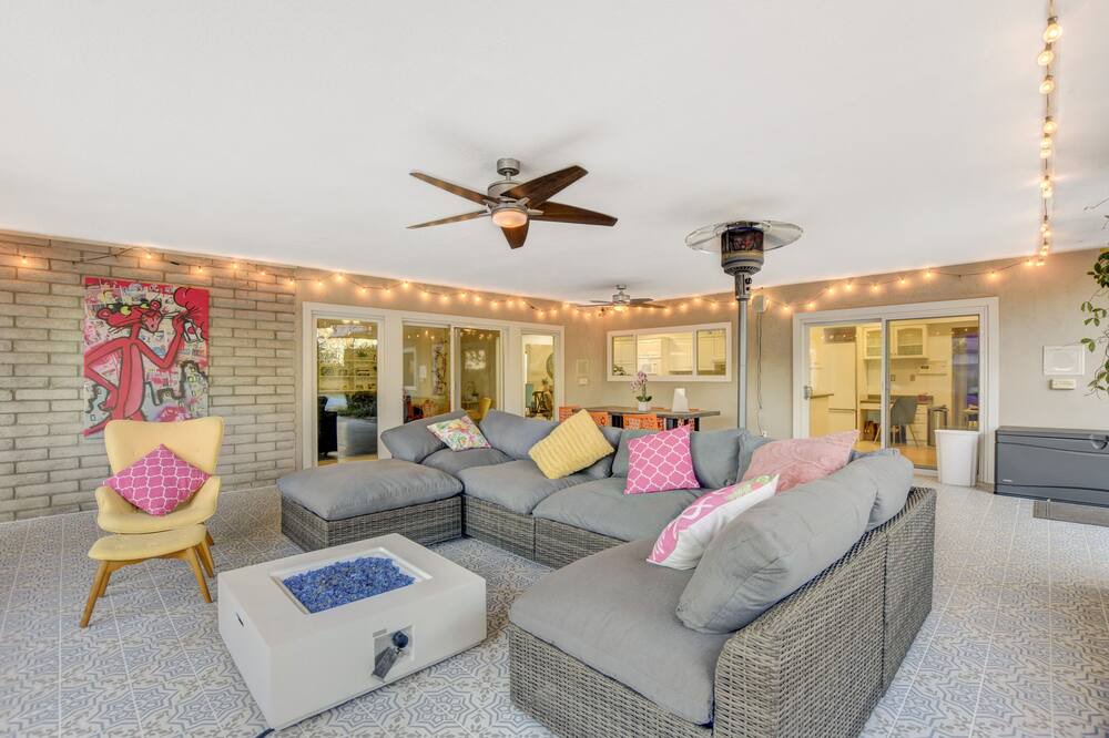 Photo of Livingroom in Rancho Oakey