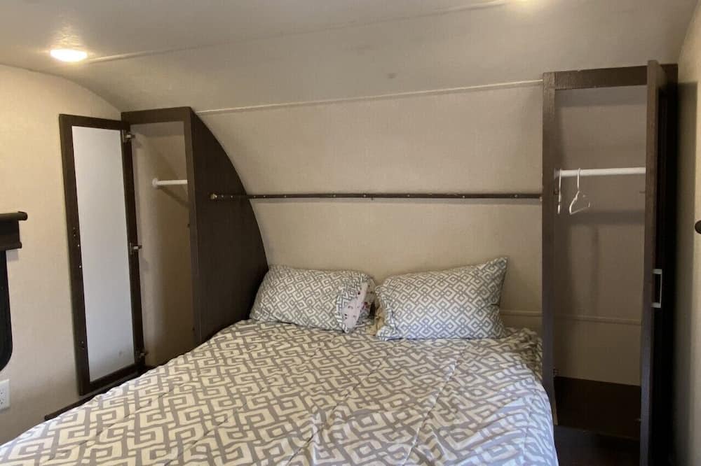 Photo of Bedroom in Frazier Park