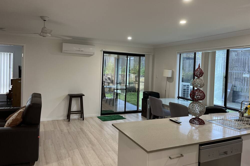 Photo of Livingroom in Pimpama