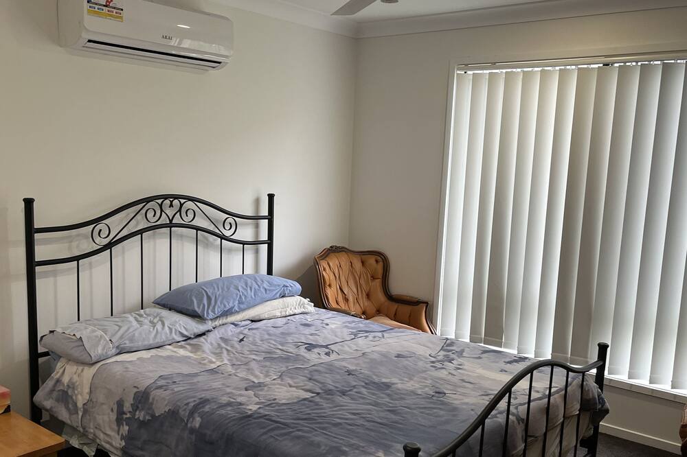 Photo of Bedroom in Pimpama