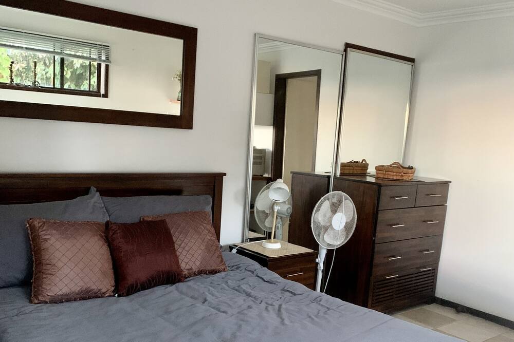 Photo of Bedroom in Ocean Shores