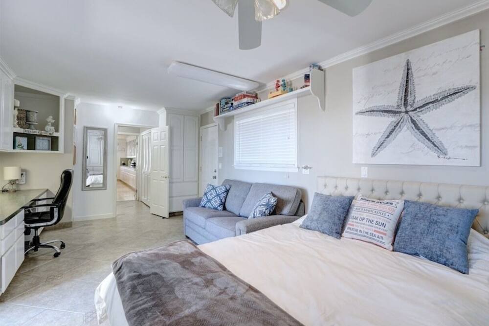 Photo of Bedroom in Grover Beach