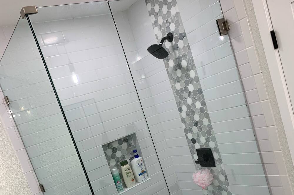Photo of Bathroom in Lake Murray