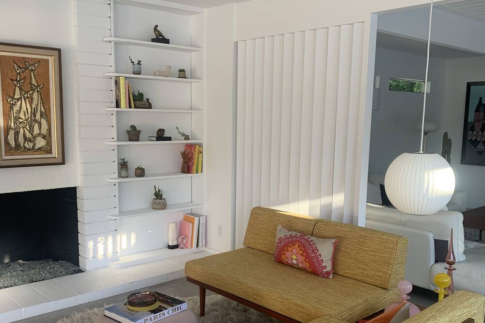 Photo of Livingroom in Sunmor