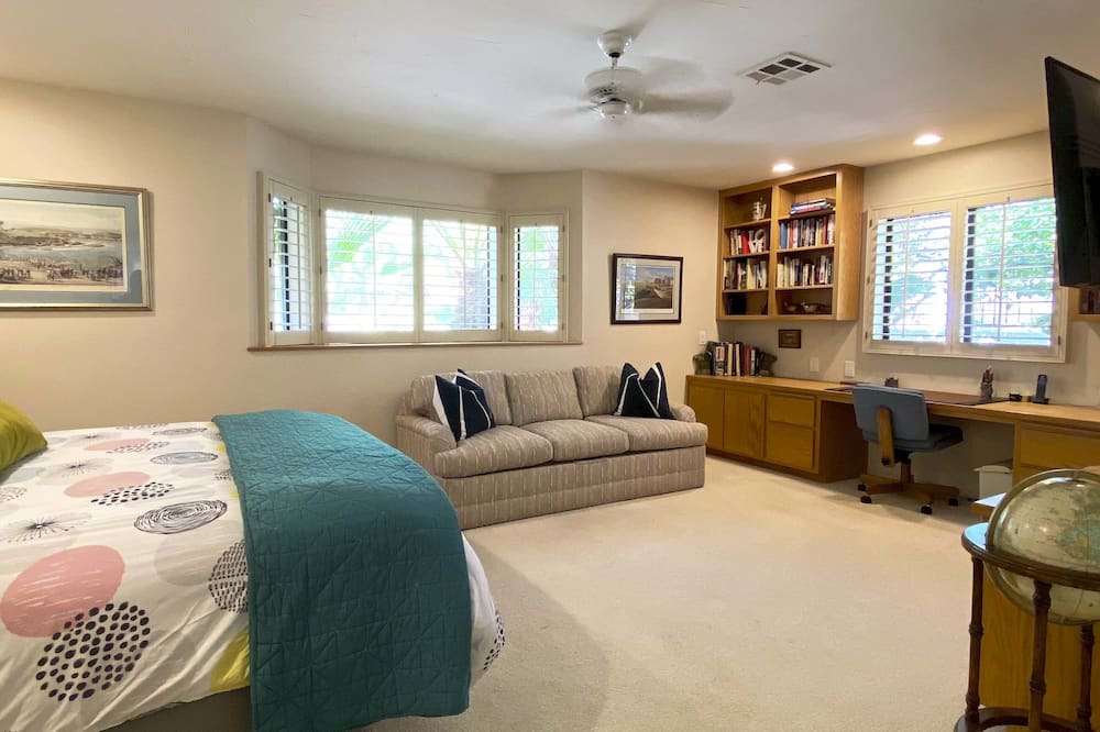 Photo of Bedroom in Borrego Springs