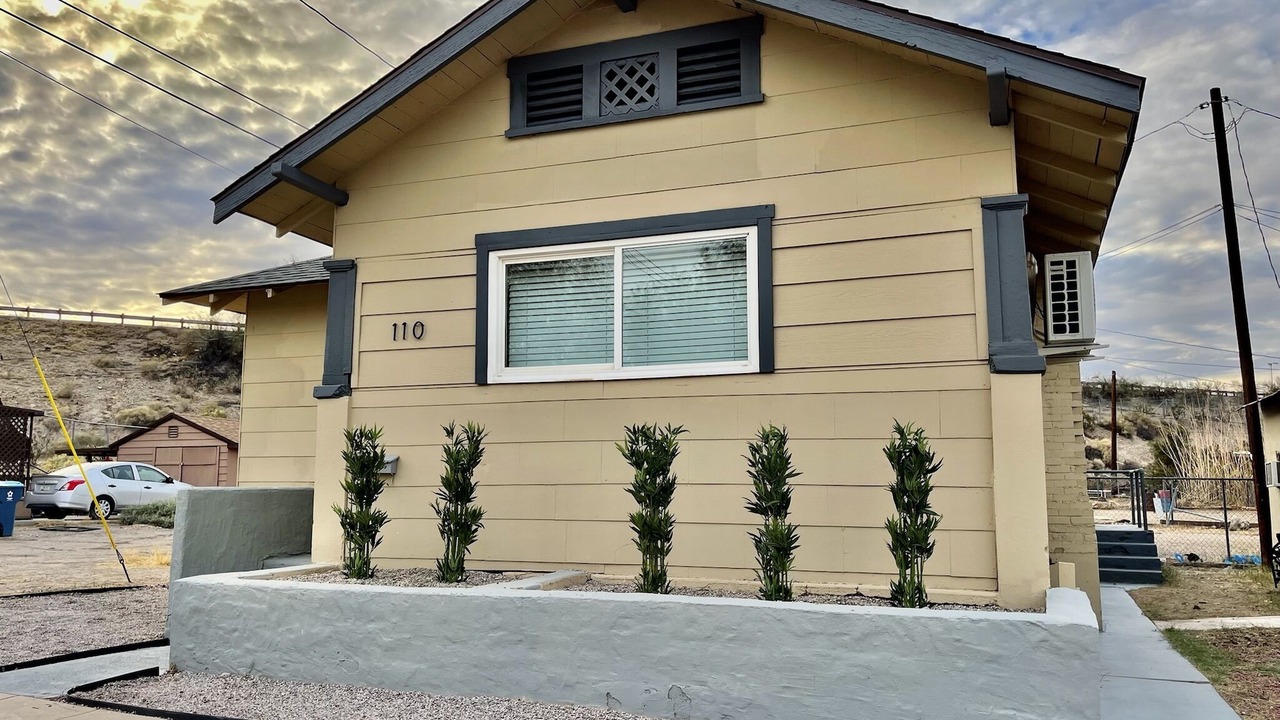 Photo of Outdoor in Needles