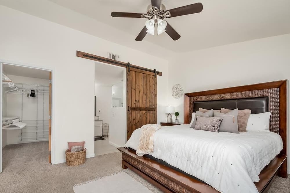 Photo of Bedroom in Lemoore