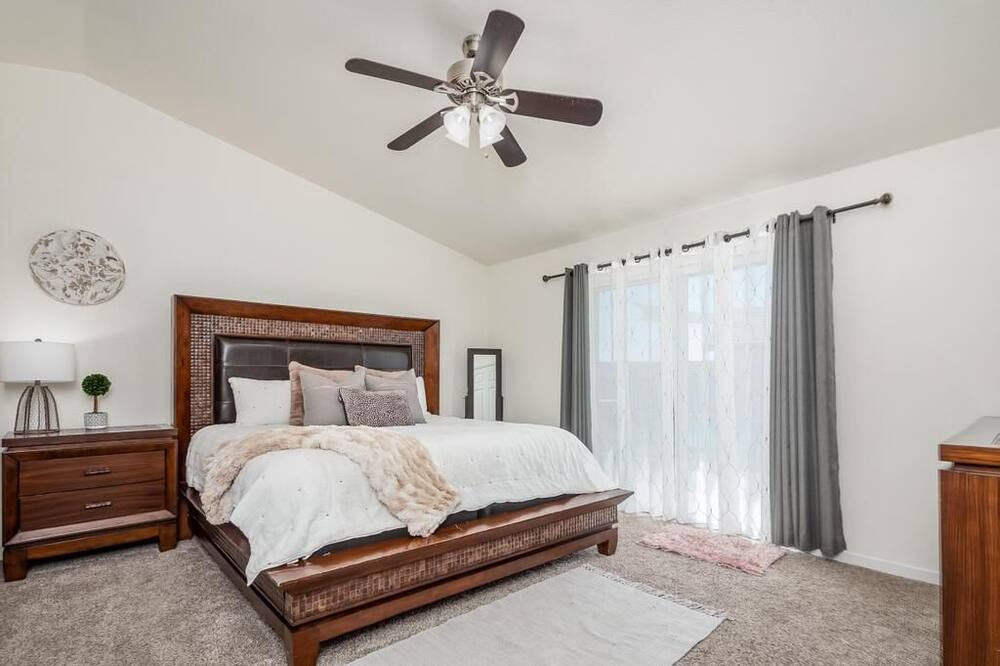 Photo of Bedroom in Lemoore