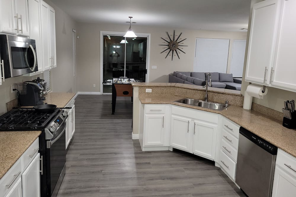 Photo of Kitchen in North Las Vegas