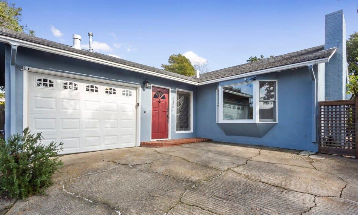 Photo of Outdoor in Belmont