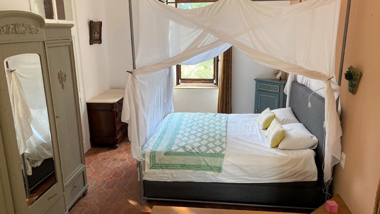 Photo of Bedroom in Santo Estevao