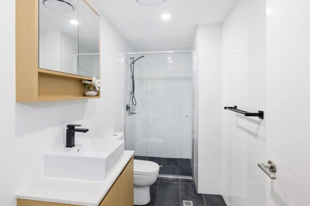 Photo of Bathroom in Sandstone Point