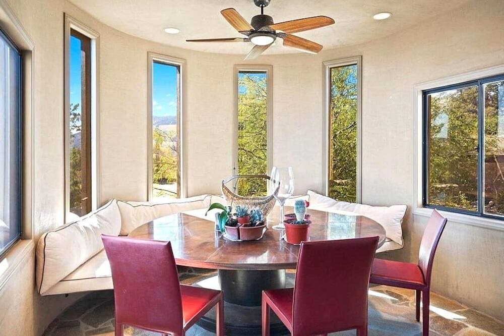 Photo of Kitchen in Pinyon Crest
