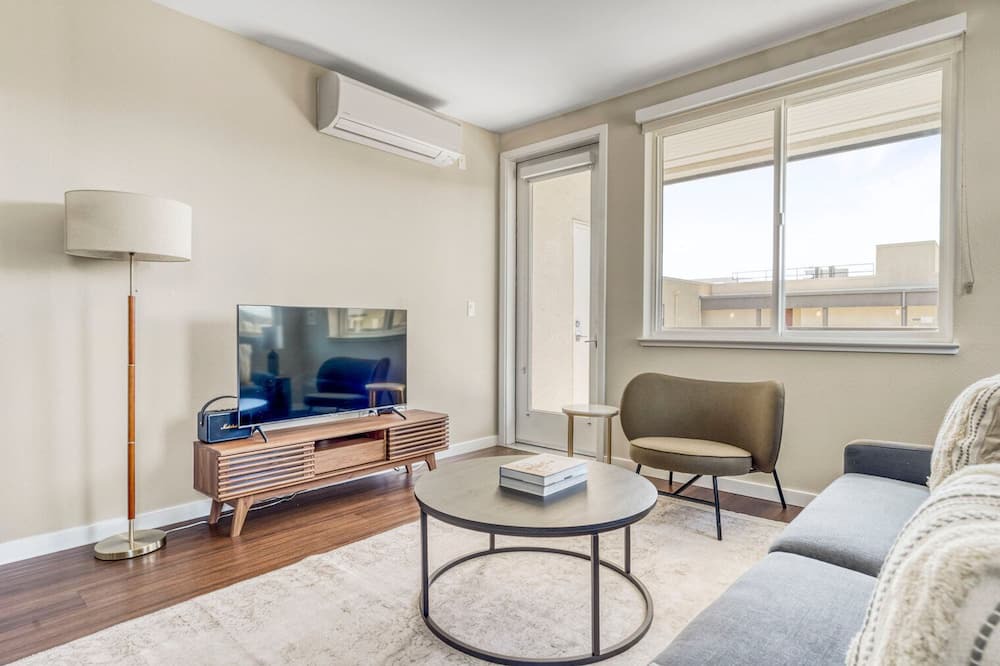 Photo of Livingroom in Sunnyvale West