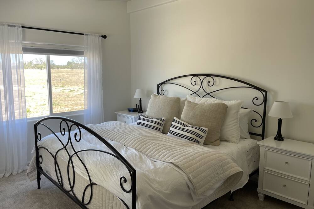 Photo of Bedroom in Creston