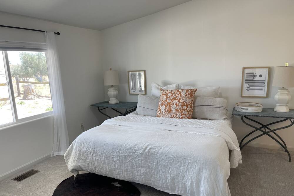 Photo of Bedroom in Creston