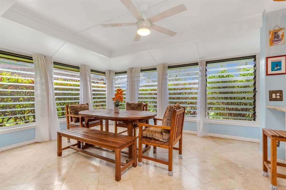 Photo of Kitchen in Waialua